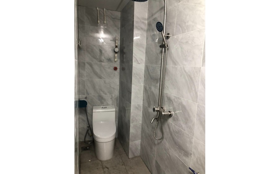 Chính chủ cần cho thuê Mbkd ngõ oto Nguyễn Ngọc Vũ- Cầu Giấy dt 35m2* 1vs Giá 12 tr (ctl) - Nhanh còn kịp...